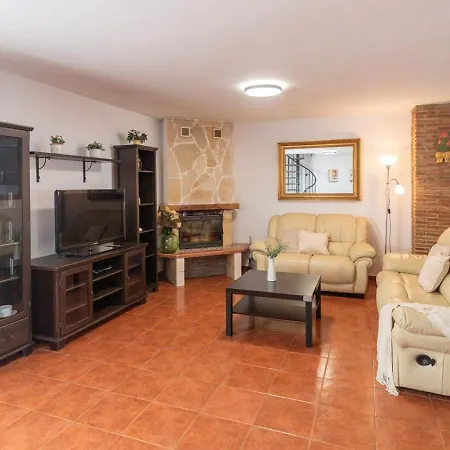 Adriana By Ruralidays